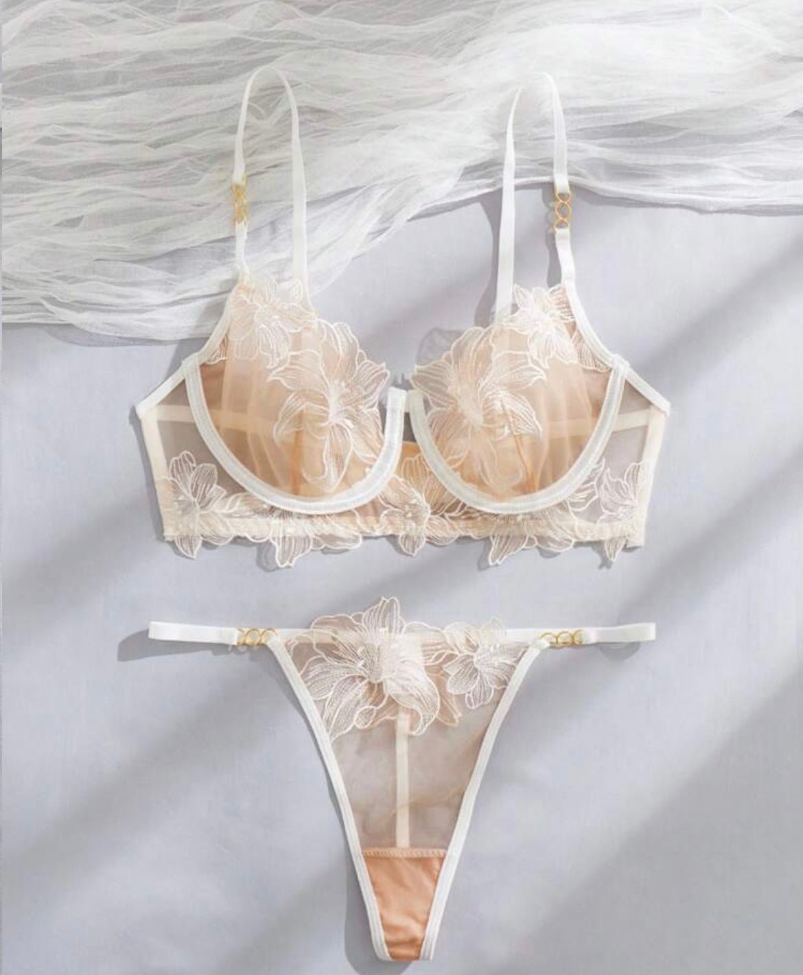 White Lingerie Set Embroidered - Self Care Shop